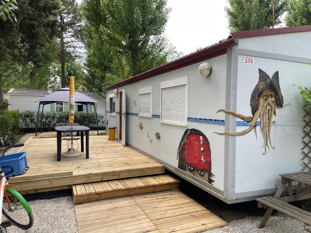 Stacaravan te huur aan de Middellandse zee, Vakantie, 5 personen, 2 slaapkamers, Recreatiepark, Tv