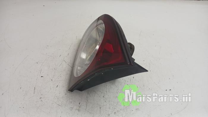 Achterlicht links van een Volkswagen Golf Plus, Gebruikt, -, Volkswagen, -