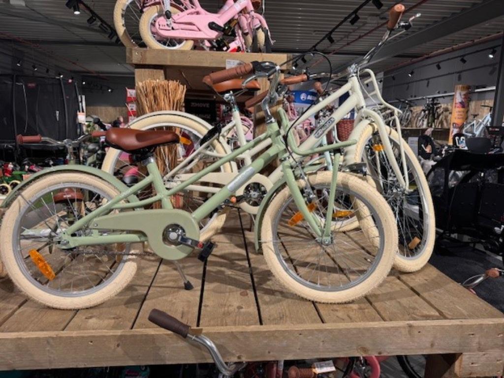 AMIGO Urban Kinderfiets uit voorraad vanaf €229.-, Ophalen of Verzenden, Nieuw, 20 inch of meer, Amigo