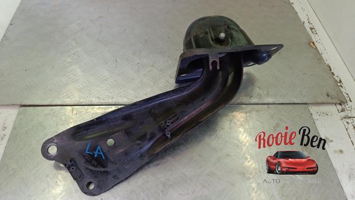 Draagarm links-achter van een Volkswagen Golf, Gebruikt, -, Volkswagen, -