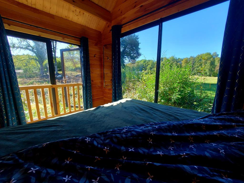 Houten Villa op Ned. vakantiedomein (160x220cm 2pBED), Wasmachine, In bergen of heuvels, Landelijk