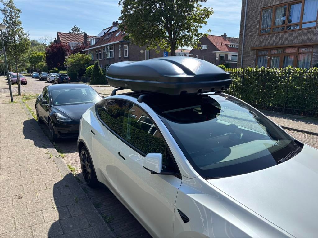 Dakkoffer 680L te huur, Ophalen, Zo goed als nieuw
