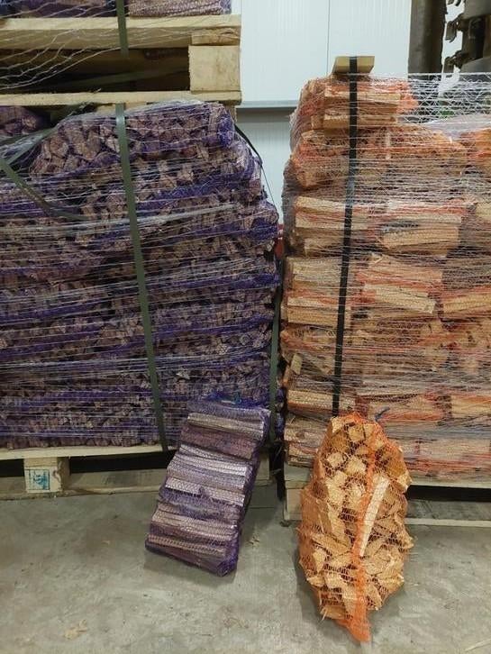 Aanmaakhout. AANBIEDING, Tuin en Terras, Haardhout, Minder dan 3 m³, Ophalen, Overige houtsoorten, Takken