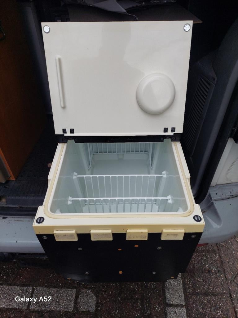 Compressor vrachtwagen camper boot koelkast op 12v 24v, Ophalen of Verzenden, Compressor