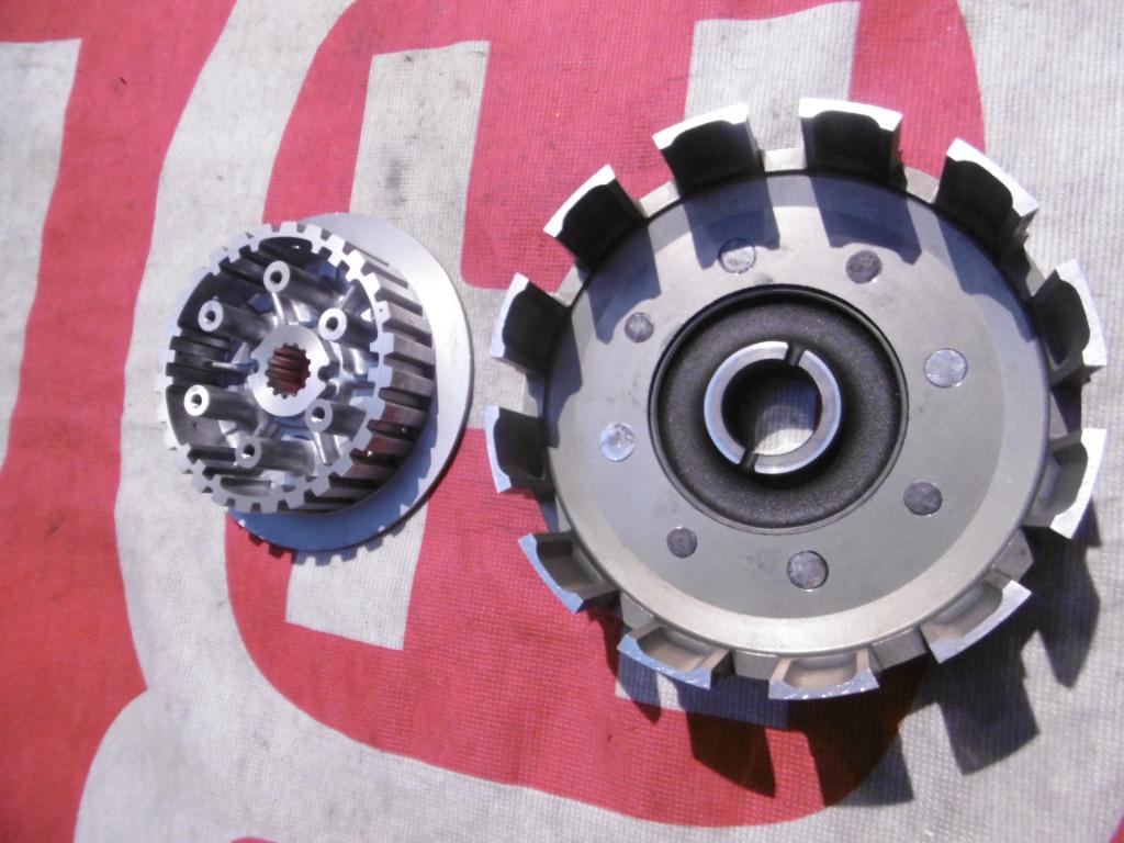 Husqvarna koppelingshuis 570-610 CNC gefreest NIEUW, Motoren, Ophalen, Nieuw