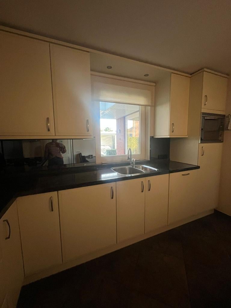 2e hands keuken compleet, Huis en Inrichting, Keuken | Complete keukens, Ophalen, Gebruikt, Hoekkeuken, Graniet of Steen
