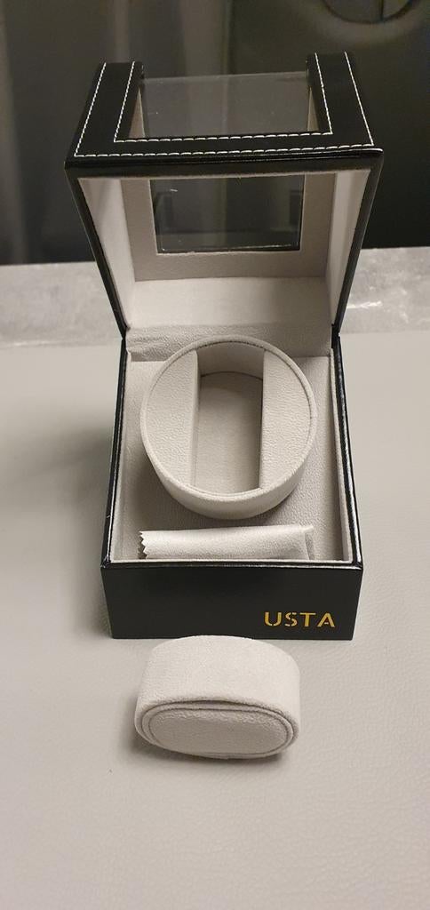 Watchwinder voor 1 horloge - Nieuw in doos, Overige merken, Kunststof, Verzenden, Polshorloge