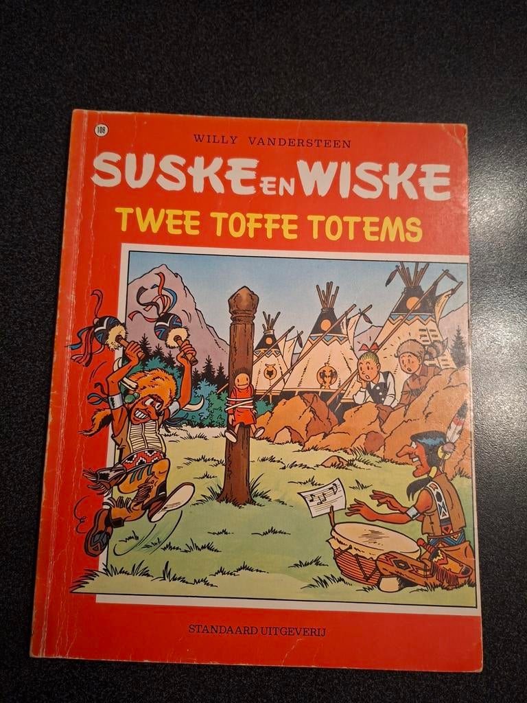 Suske en wiske 108 - twee toffe totems, Boeken, Stripboeken, Eén stripboek, Ophalen of Verzenden, Gelezen