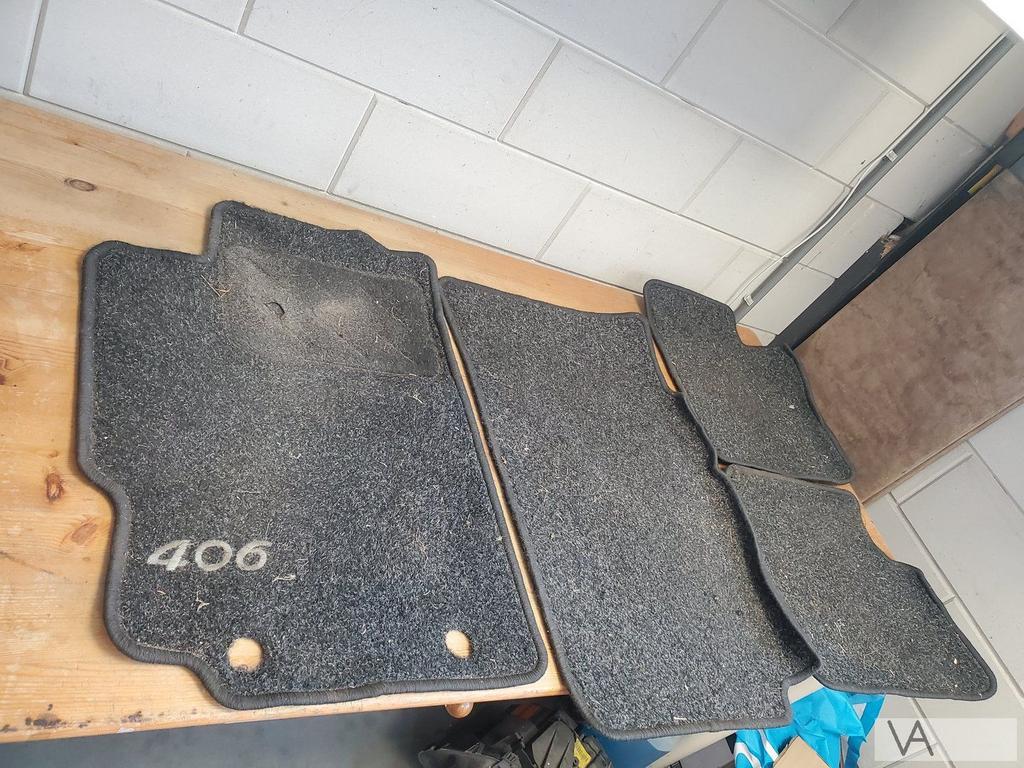 Peugeot 406 coupe 1997 - 2005 mattenset met 406 logo SET €30, Auto-onderdelen, Interieur en Bekleding, Ophalen of Verzenden, Gebruikt