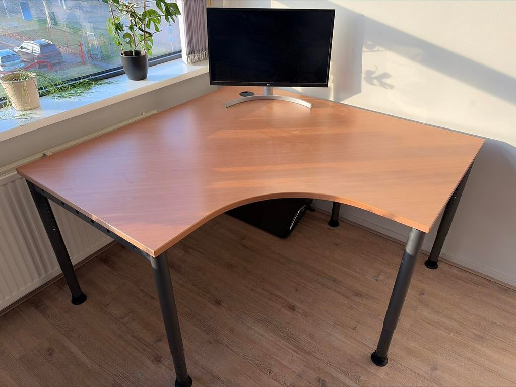 Bureau met verstelbare hoogte, Ophalen of Verzenden, In hoogte verstelbaar, Gebruikt