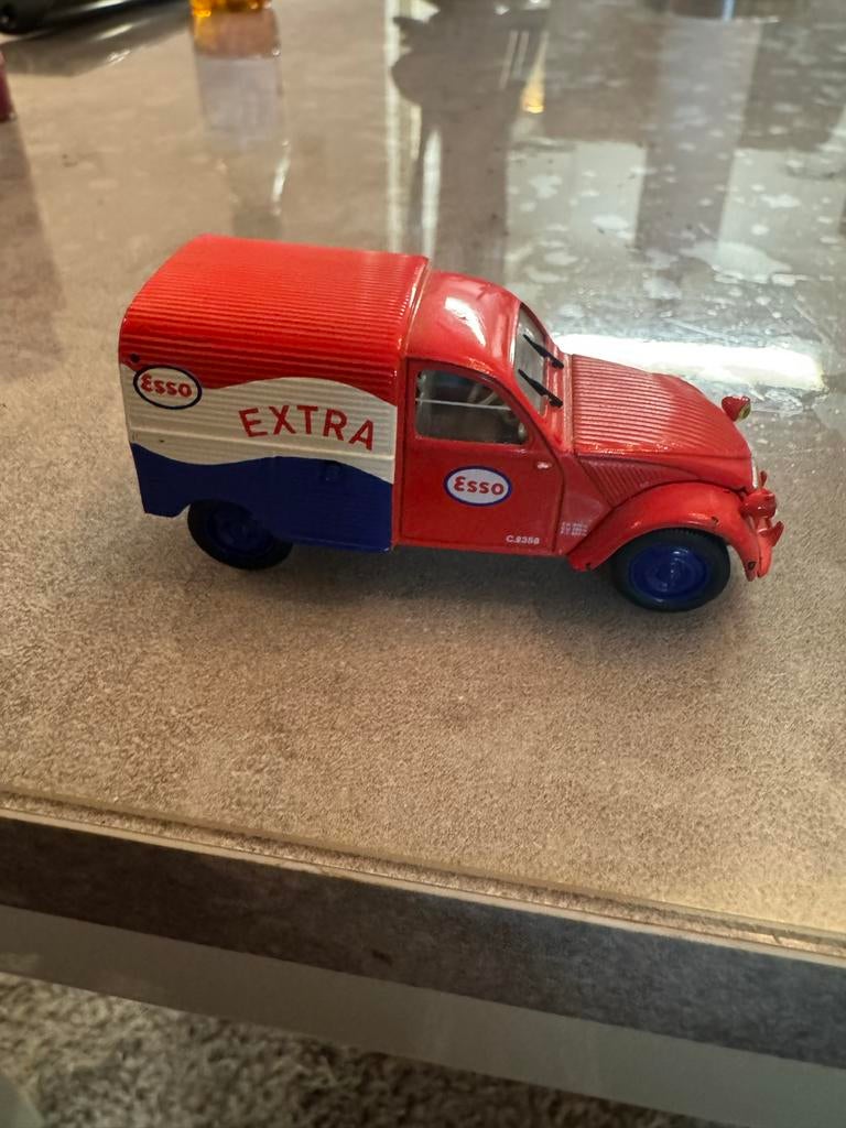 Norev Citroen 2CV bestelwagen Esso, Hobby en Vrije tijd, Modelauto's | 1:18, Ophalen, Gebruikt, Auto, Norev