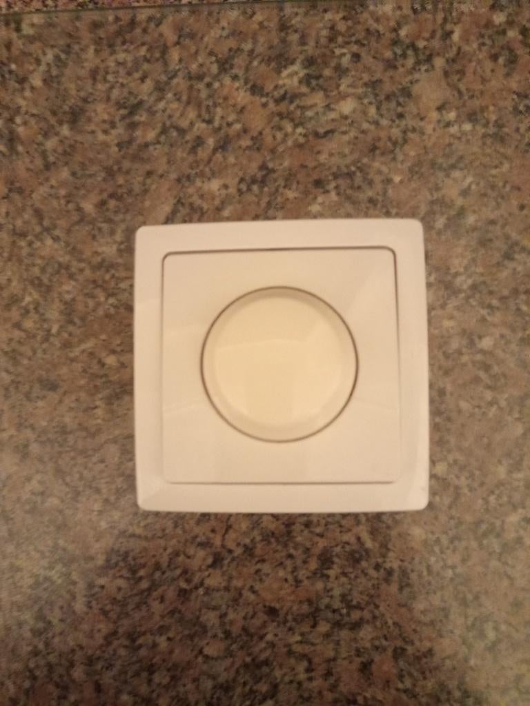 Lichtdimmer, Doe-het-zelf en Verbouw, Elektra en Kabels, Ophalen of Verzenden, Gebruikt, Schakelaar