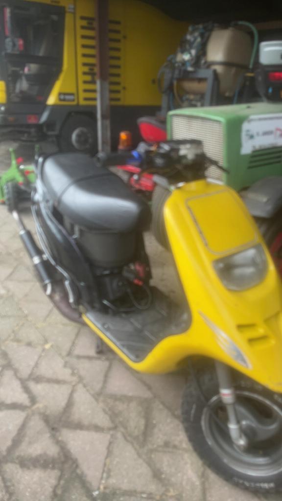 Ddl oud type 52 slag teruil, Fietsen en Brommers, Ophalen, Zo goed als nieuw, Tweetakt, Piaggio