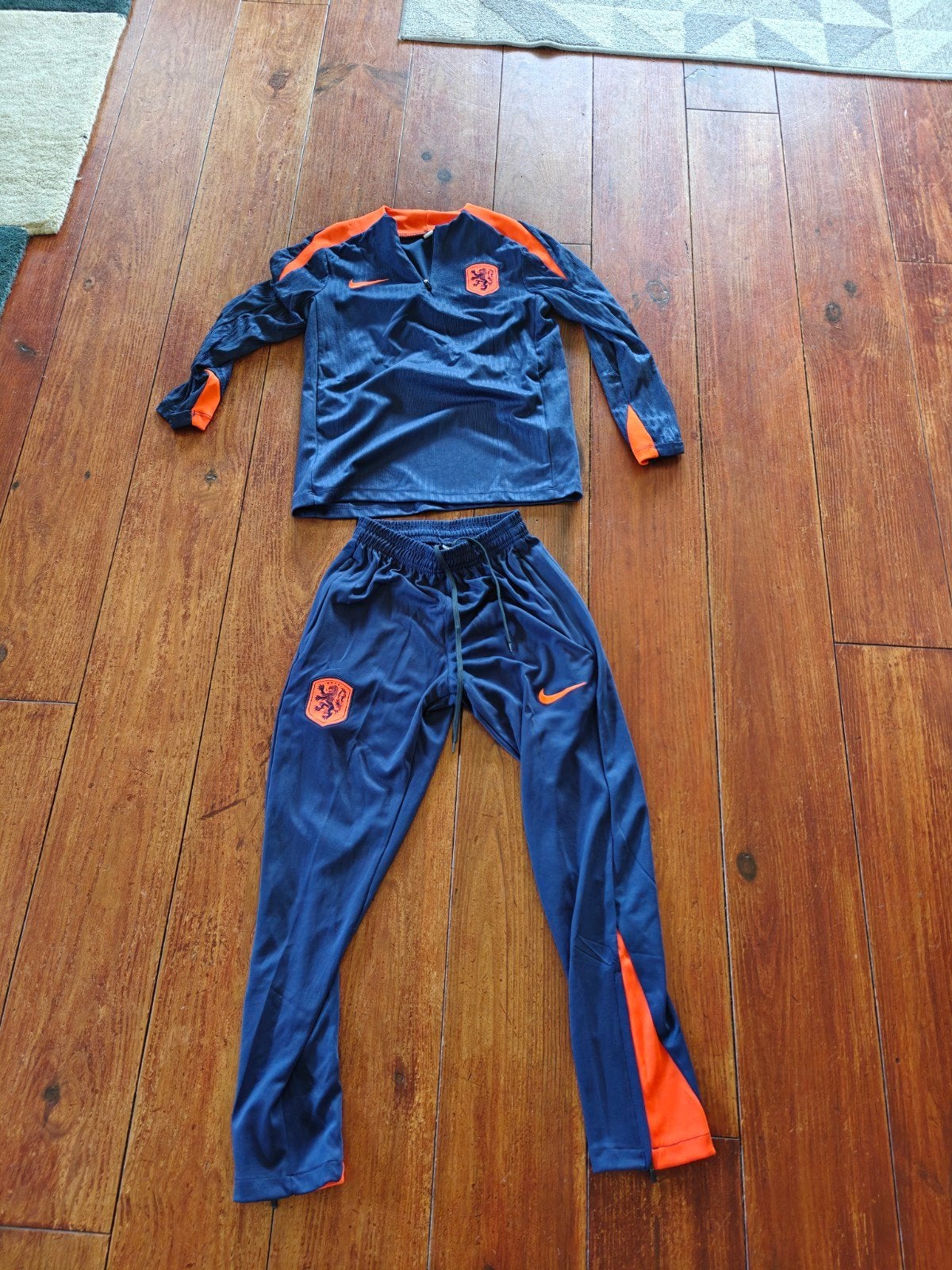 Oranje trainingspak (niet origineel) (mt 146), Ophalen, Gebruikt, Geen (niet origineel), Jongen of Meisje