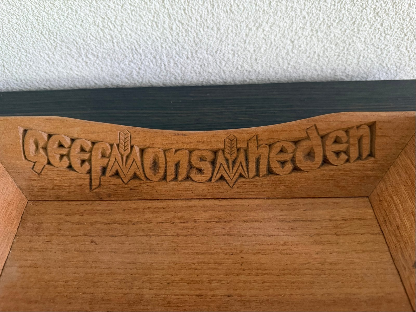 Antieke houten dienblad met snijwerk, Ophalen of Verzenden