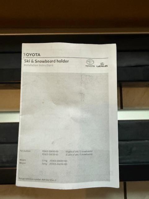 Toyota ski of snowboard drager, Ophalen, Zo goed als nieuw