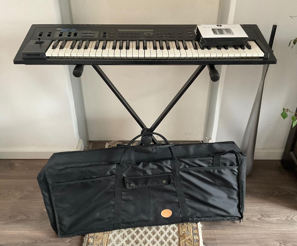 Synthesizer, Ophalen, Korg, Met midi-aansluiting, 61 toetsen