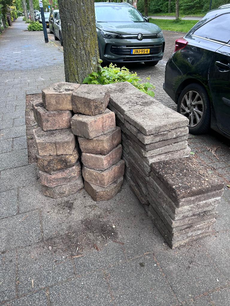 Gratis stoeptegels en andere tegels terras, Tuin en Terras, Ophalen, Gebruikt, 5 tot 10 m², Beton