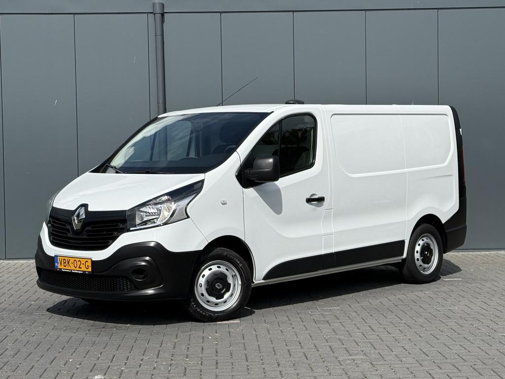 Renault Trafic 1.6 dCi / L1H1 / 1e EIGENAAR / AIRCO / CRUISE, Voorwielaandrijving, Gebruikt, Euro 6, 4 cilinders