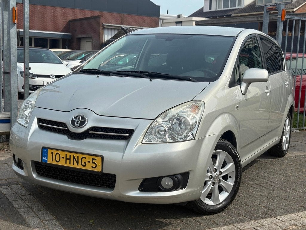 Toyota Verso 1.8 VVT-i Luna 7 Persoons | Dealer onderhouden, Auto's, Toyota, Parkeersensor, Gebruikt, Zwart, 4 cilinders