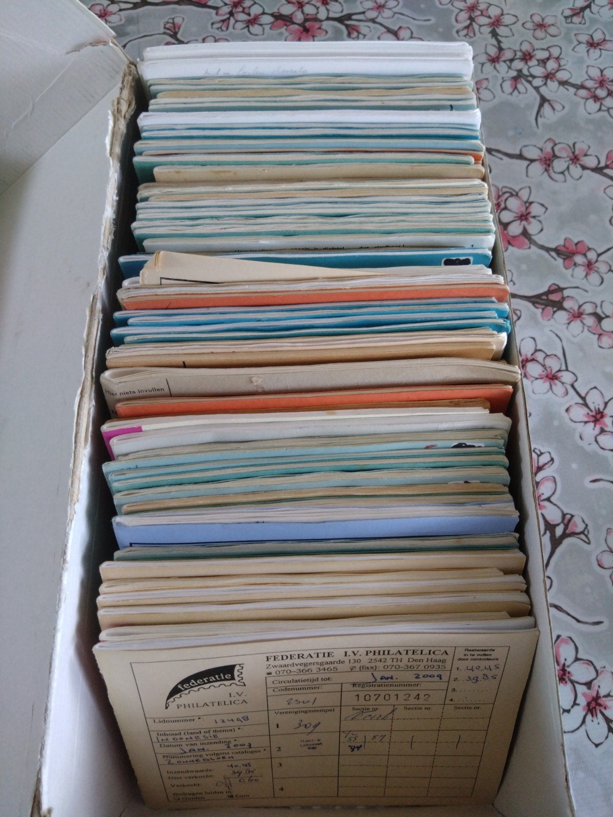 doos vol met gelopen rondzendboekjes, Postzegels en Munten, Ophalen of Verzenden, Nederland en Buitenland