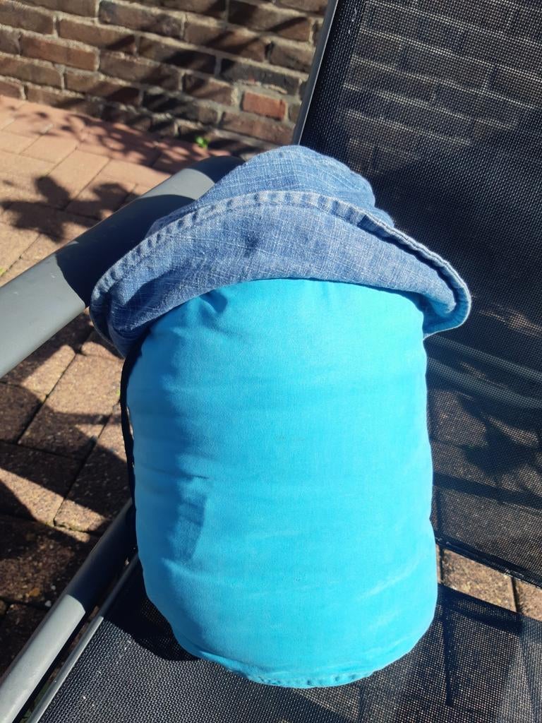 Spijkerstof hoedje maat 48 cm. 2 stuks, Ophalen of Verzenden, Zo goed als nieuw, Meisje, Hoed