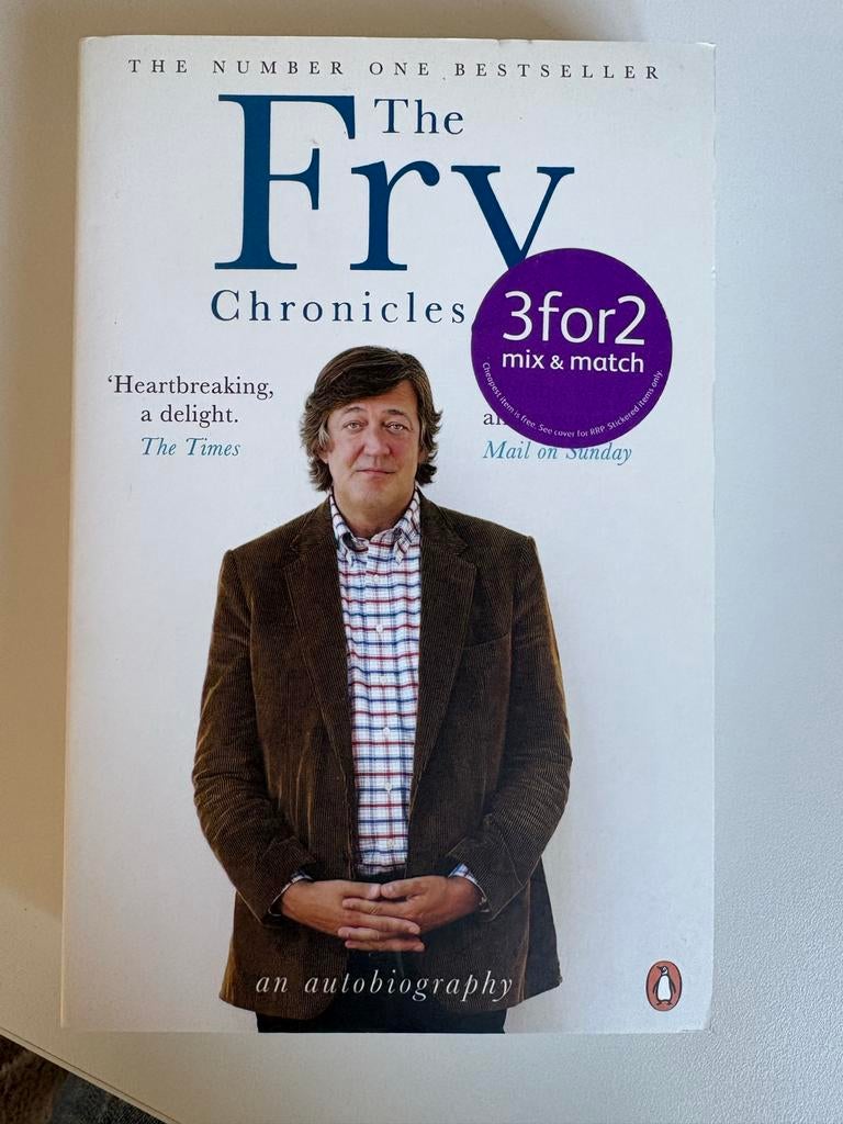 The Fry Chronicles - Stephen Fry (Autobiografie), Ophalen of Verzenden, Zo goed als nieuw, Overige