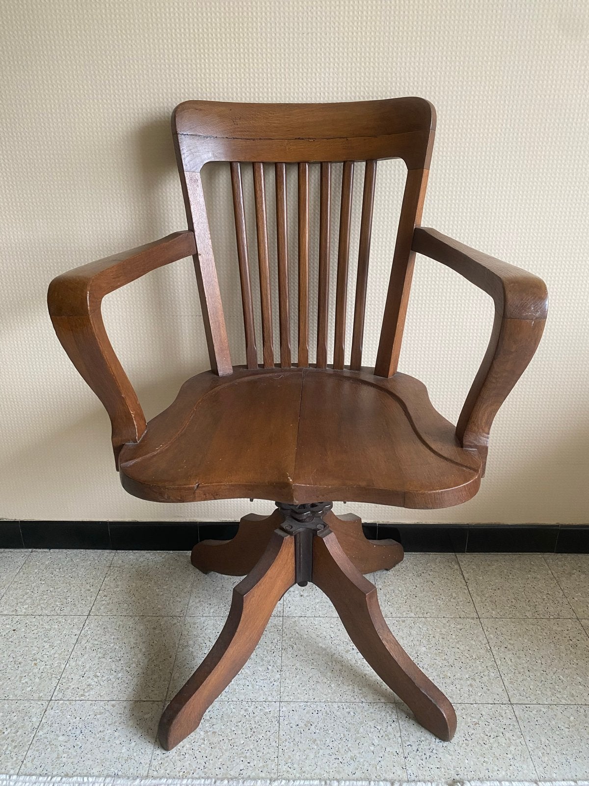 Antieke houten bureaustoel, draaibaar, Ophalen