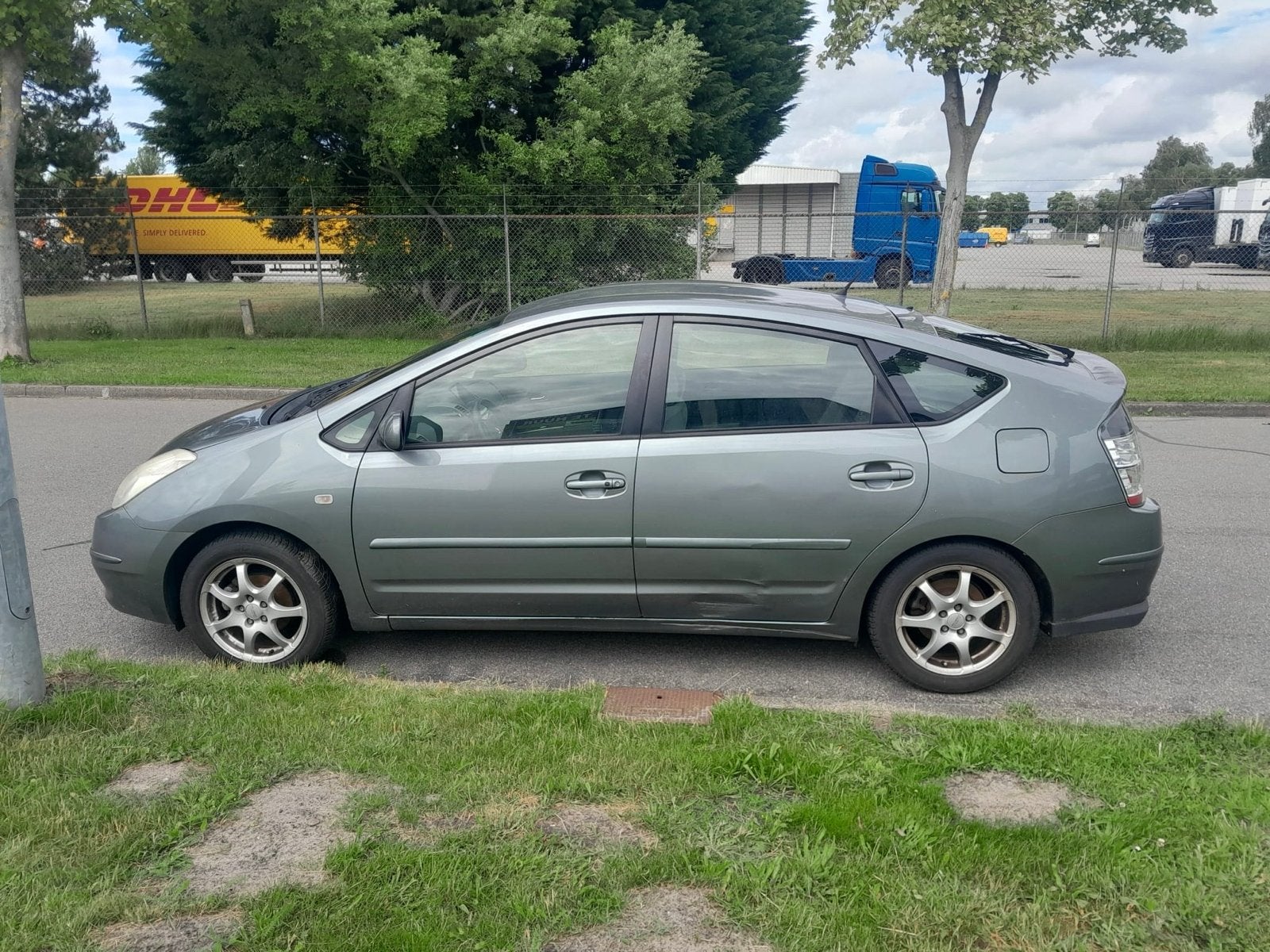 Toyota Prius Hybrid – Export or Parts Only in Alkmaar NL, 1497 cc, 4 cilinders, 23 km/l, Prius