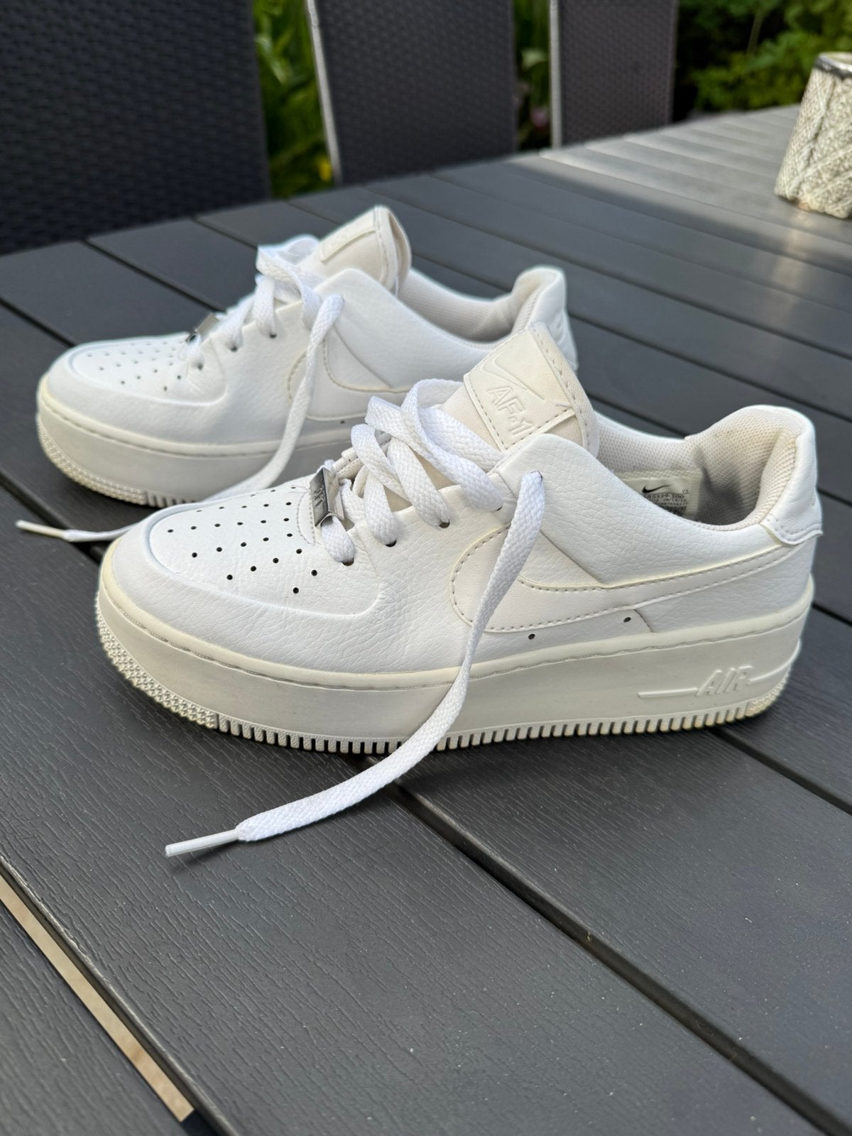 Nike Air Force 1 Sage Low - Maat 36, Kleding | Dames, Schoenen, Ophalen of Verzenden, Gedragen, Wit, Sneakers of Gympen