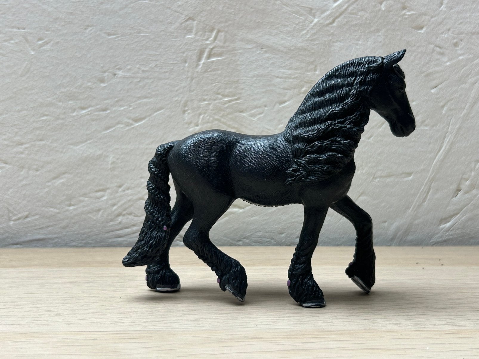 Schleich fries, Verzamelen, Ophalen of Verzenden, Zo goed als nieuw, Paard, Beeldje of Figuurtje