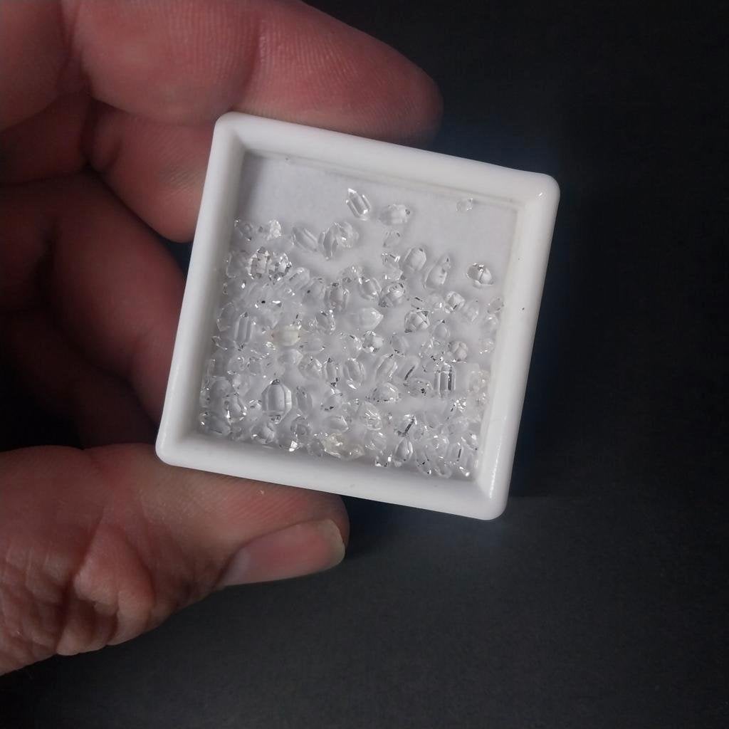Mix lot met A kwaliteit herkimer diamanten, Verzamelen, Mineralen en Fossielen, Ophalen of Verzenden