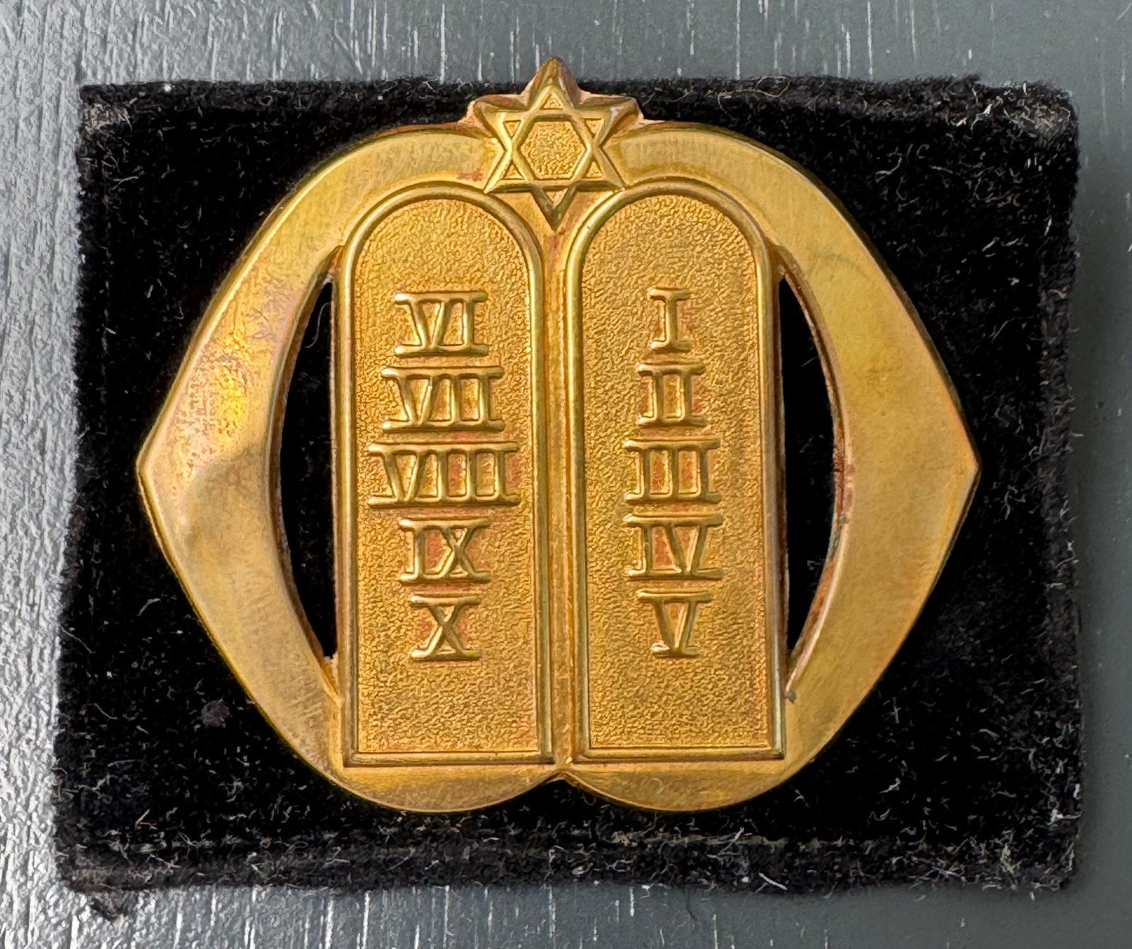 KL baretembleem Rabbijn, Ophalen of Verzenden, Landmacht, Nederland, Embleem of Badge