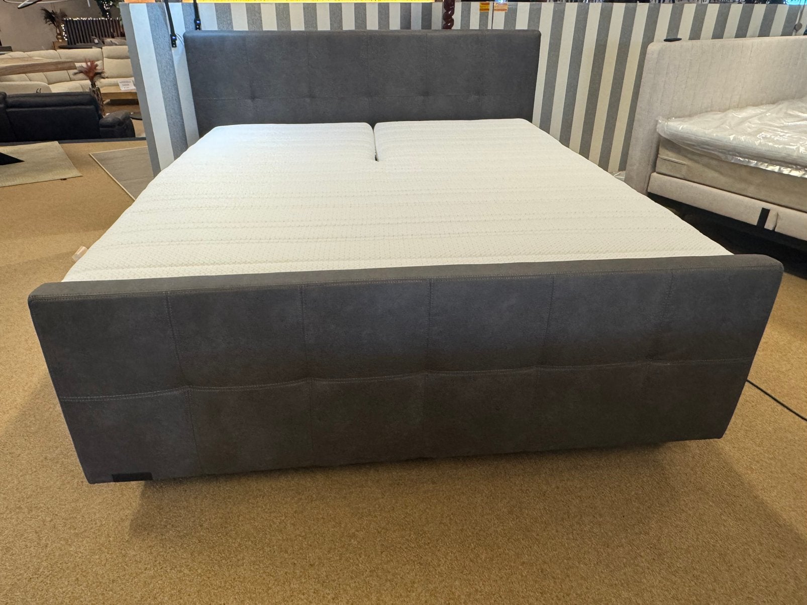 Boxspring Elektrisch 180x200 Antraciet stof Direct/Leverbaar, Ophalen, #Boxspring#Elektrisch#200#Verstelbaar#Antraciet#Slapen#