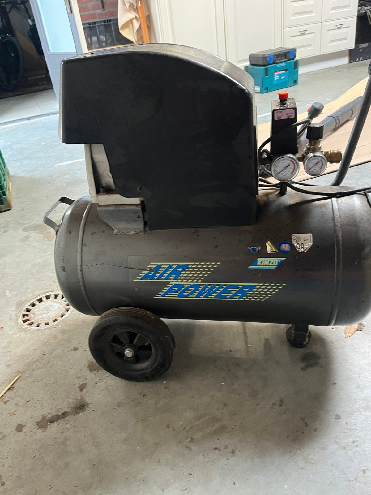 Compressor, Ophalen, Gebruikt, 6 tot 10 bar, Minder dan 200 liter/min
