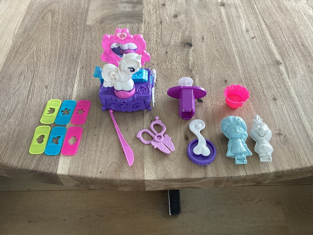 Play Doh my little pony rarity’s kaptafel., Ophalen of Verzenden, Zo goed als nieuw, Knutselen