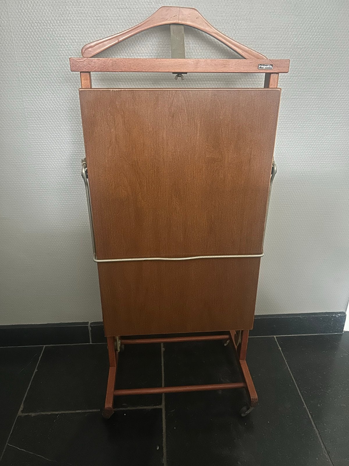 Vintage Reguitti Valet Stand - Houten Kledingrek, Gebruikt, 100 tot 150 cm, Overige typen, Ophalen of Verzenden