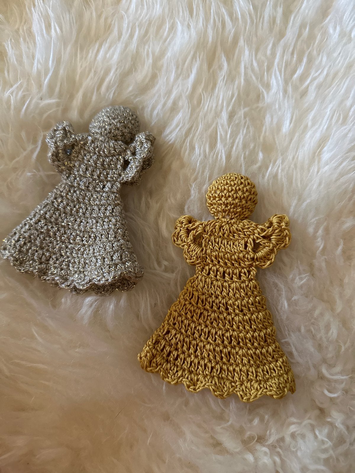 2 gehaakte elfjes poppetjes - Goud en Zilver, Fantasie, Handgemaakt, Textiel, Meerkleurig