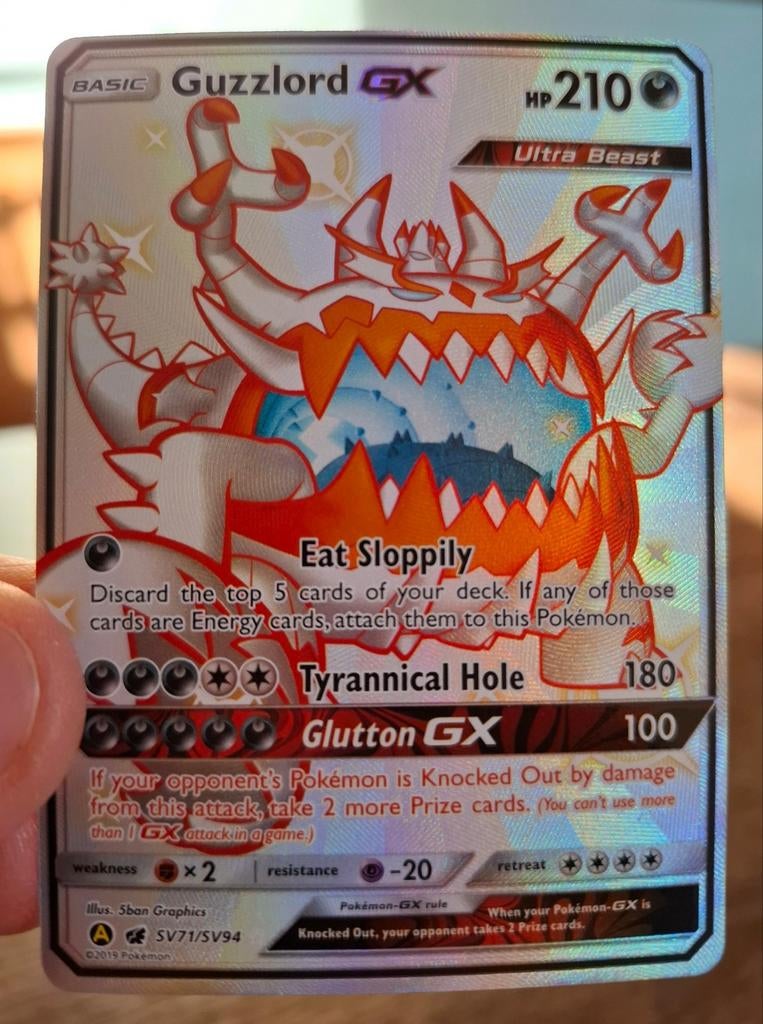 Guzzlord SV71/SV94 GX Hidden Fates, Ophalen of Verzenden, Zo goed als nieuw, Losse kaart, Foil