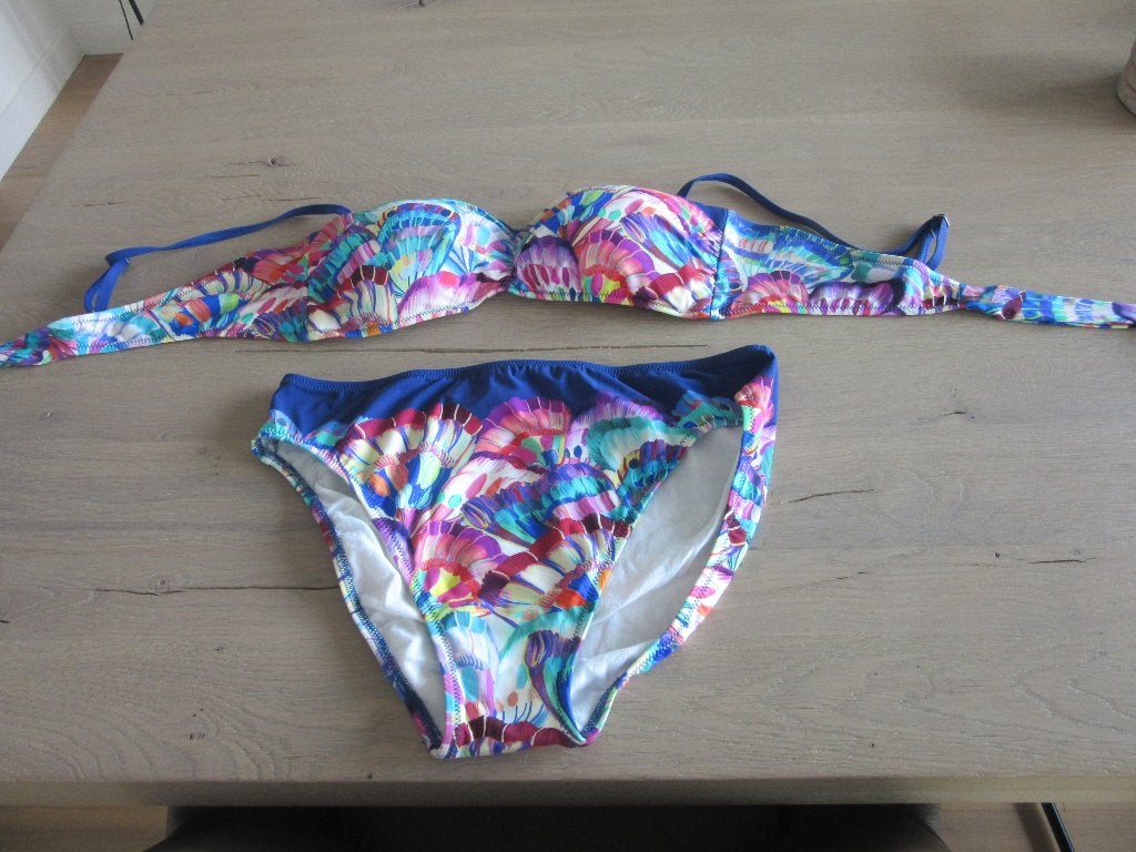 BIKINI  maat M/L  NIEUW, Kleding | Dames, Ophalen of Verzenden, Nieuw, Bikini