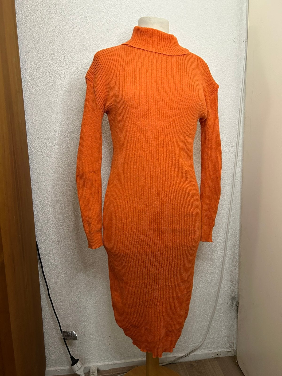 Gebreid oranje dames jurkje | one size | 100% acryl, Maat 38/40 (M), Oranje, Ophalen of Verzenden, Gedragen