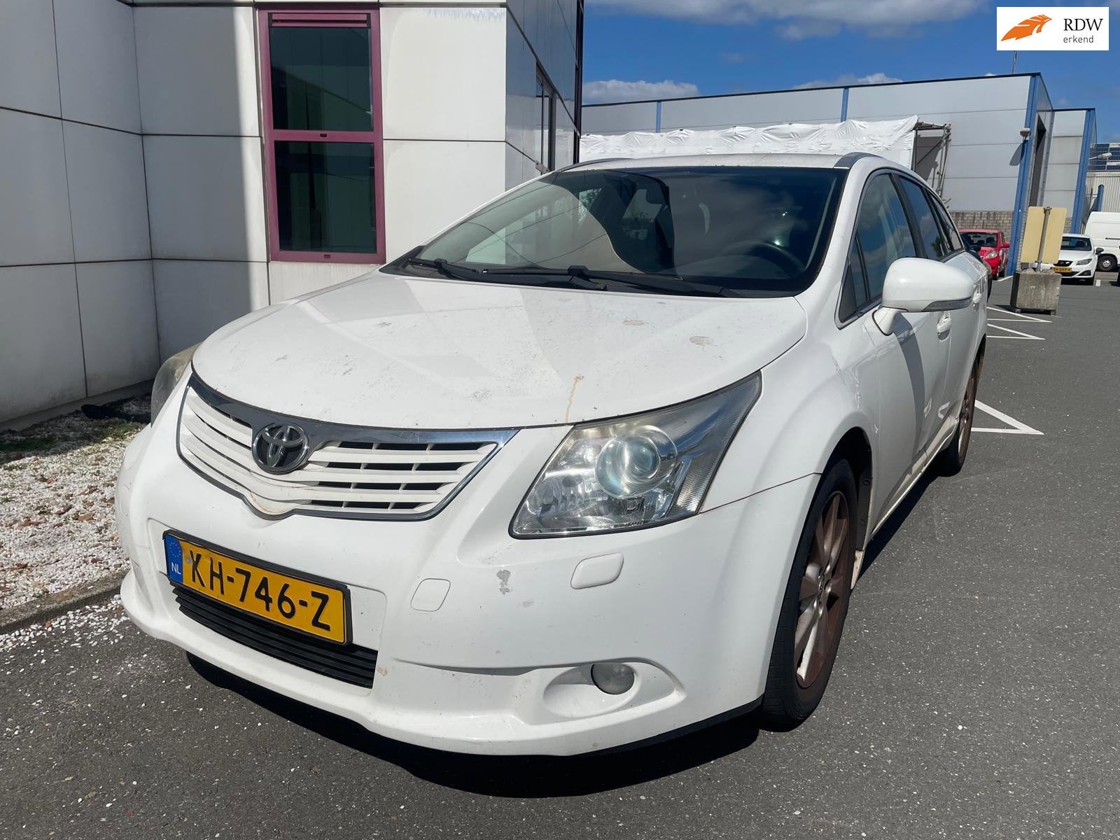 Toyota Avensis Wagon 1.8 VVTi Business start niet lekke kopp, Euro 5, 15 km/l, 4 cilinders, Wit