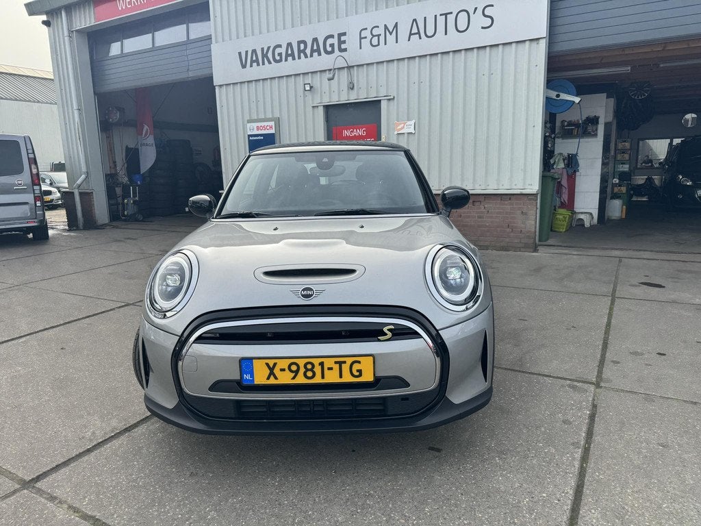 MINI Cooper SE Camden Edition 33 kWh Clima, cruise, navi, Auto's, Mini, 33 kWh, 4 stoelen, Leder en Stof, Mini Electric