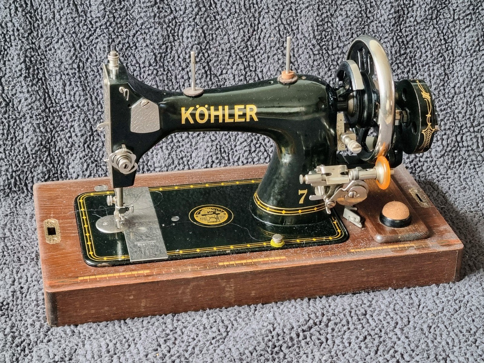 Köhler type 7 koffernaaimachine, Antiek en Kunst, Ophalen