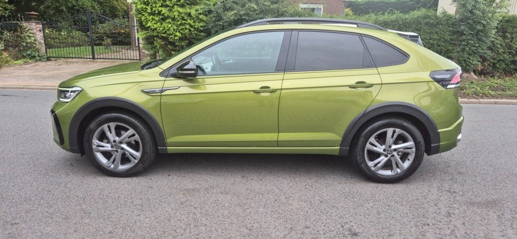 Volkswagen TAIGO 1.0 TSI R-Line Business/automaat/Apple/Adro, Auto's, Gebruikt, Met garantie (alle), 630 kg, Taigo