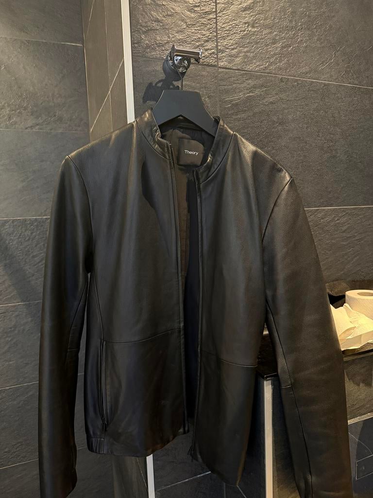 Theory Black Genuine Leather Jacket Size Small M/W, Kleding | Heren, Jassen | Winter, Zo goed als nieuw, Maat 46 (S) of kleiner