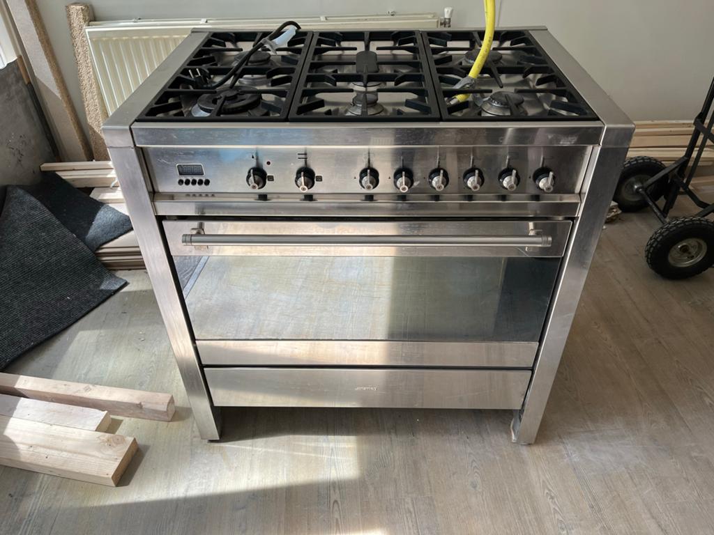 Smeg Fornuis met Oven - Vrijstaand Gasfornuis, Witgoed en Apparatuur, Ophalen, 60 cm of meer, Zo goed als nieuw, Gas