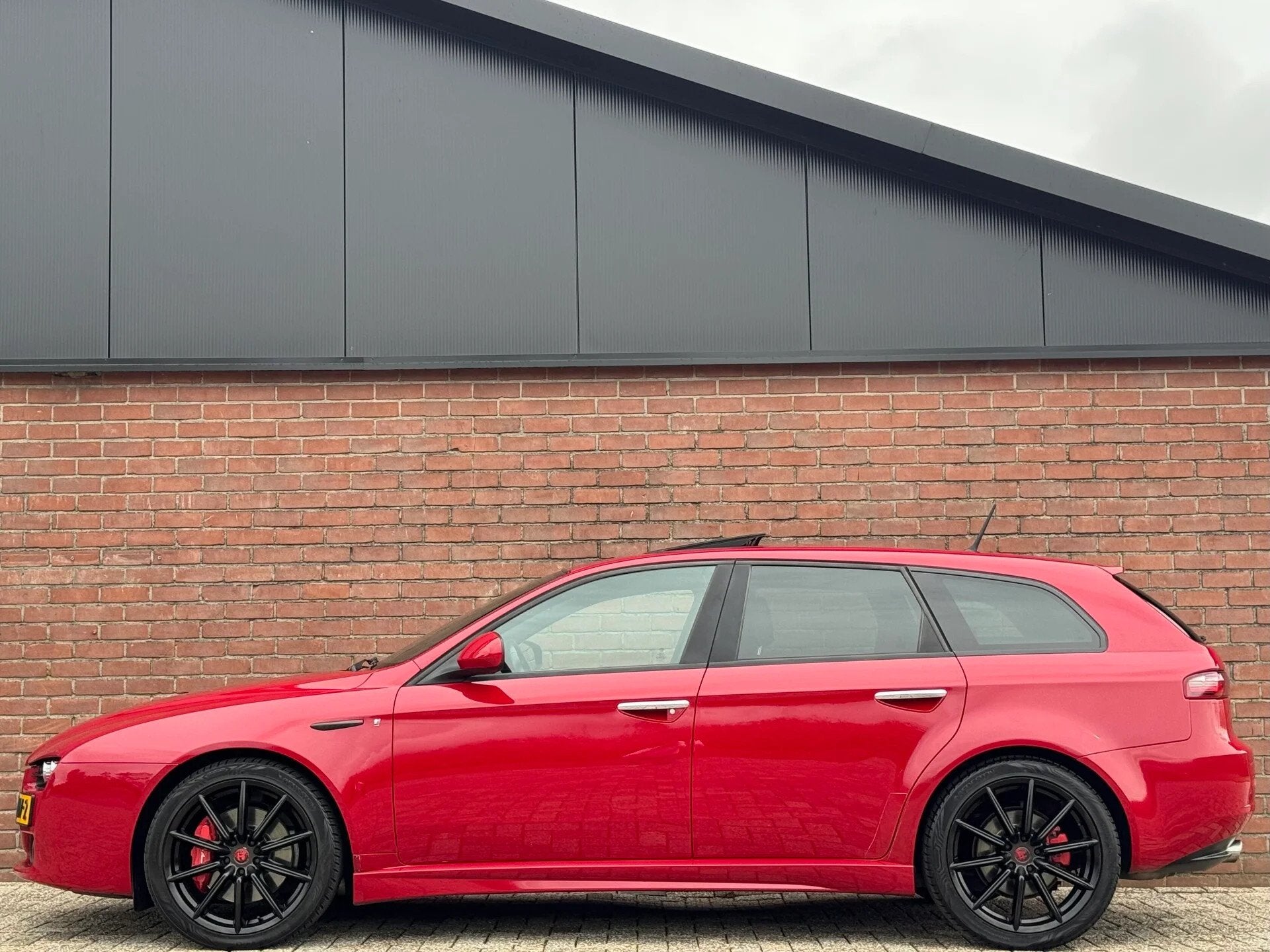 Alfa Romeo 159