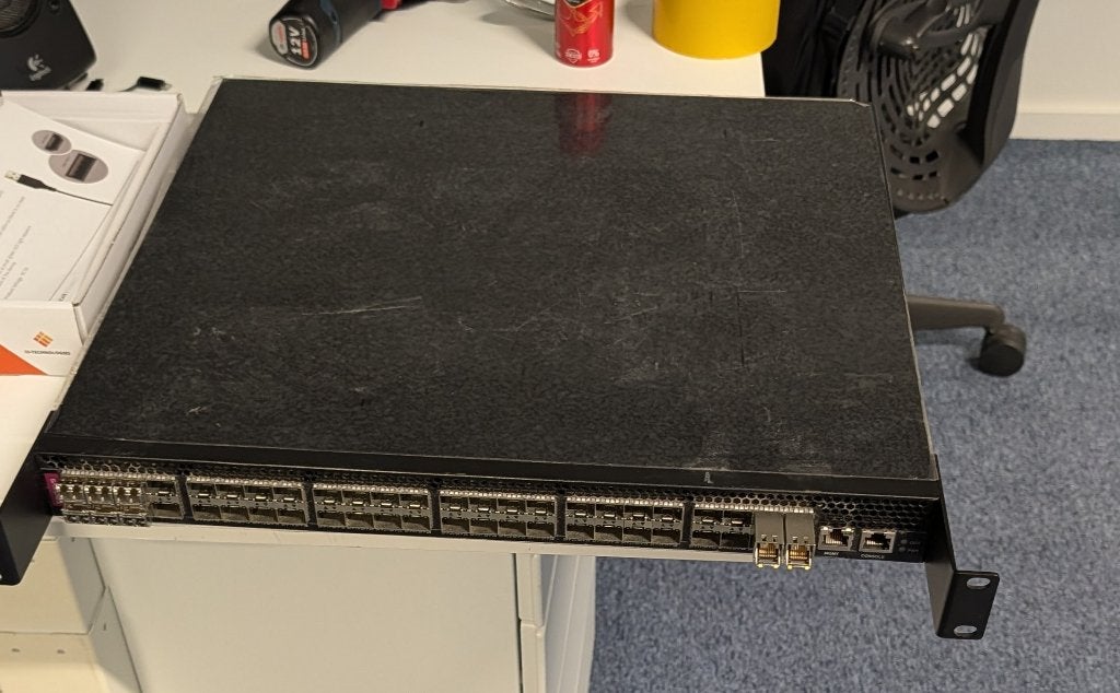 Radisys MWS4810 – 48-poorts 10GbE SFP+ switch, 1U rackmount, Ophalen of Verzenden, Gebruikt