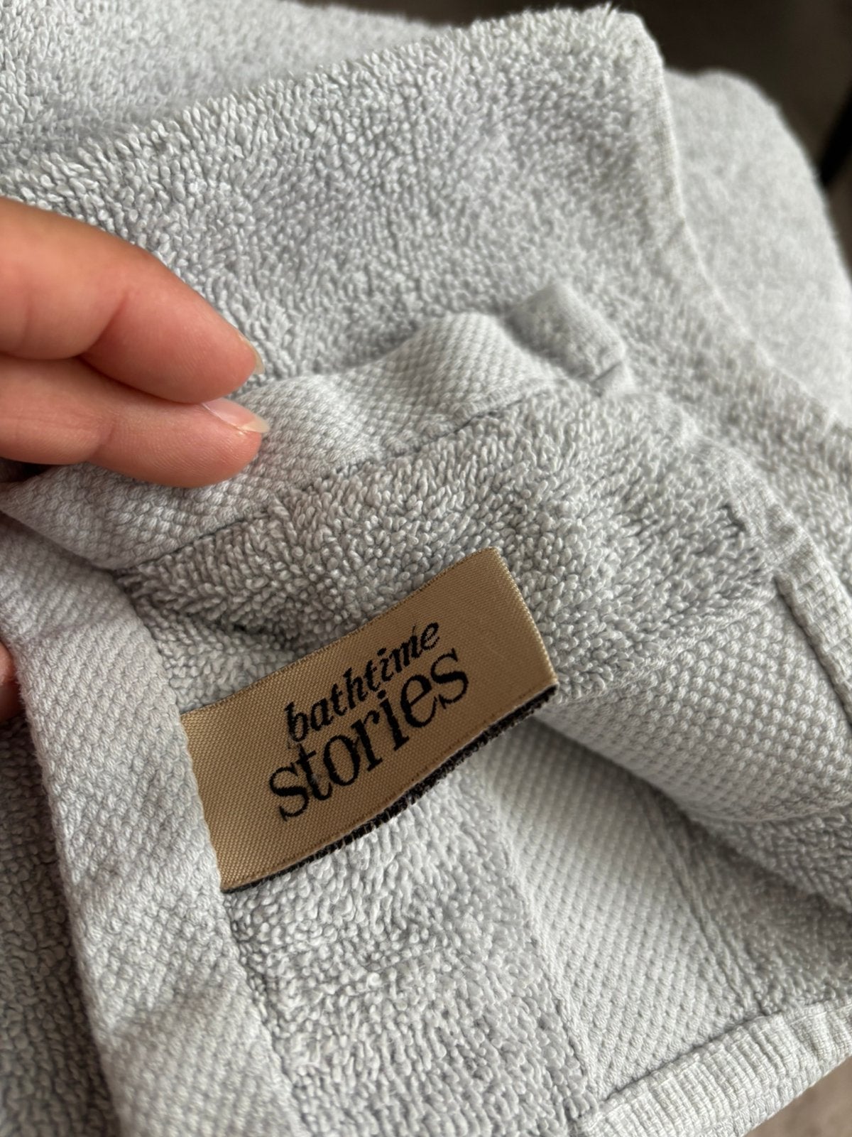 Handdoeken set lichtgrijs bathtime stories, Ophalen, Eenpersoons, Hoeslaken of Sloop, Zo goed als nieuw